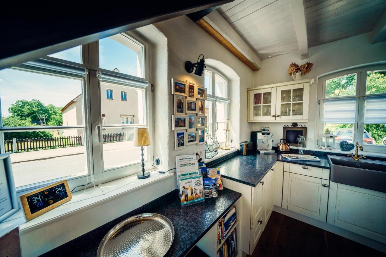 Alte Schmiede Mit Sauna, Pool Und Whirpool Im Aussenbereich Schoenstes Ferienhaus Der Lausitz Elsterheide Exteriör bild