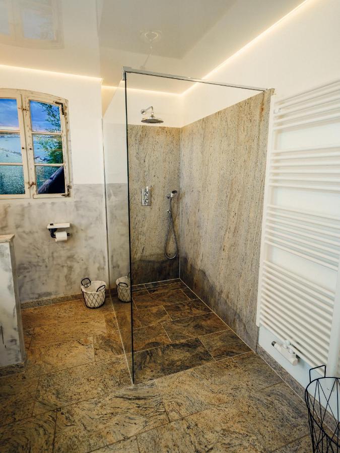 Alte Schmiede Mit Sauna, Pool Und Whirpool Im Aussenbereich Schoenstes Ferienhaus Der Lausitz Elsterheide Exteriör bild