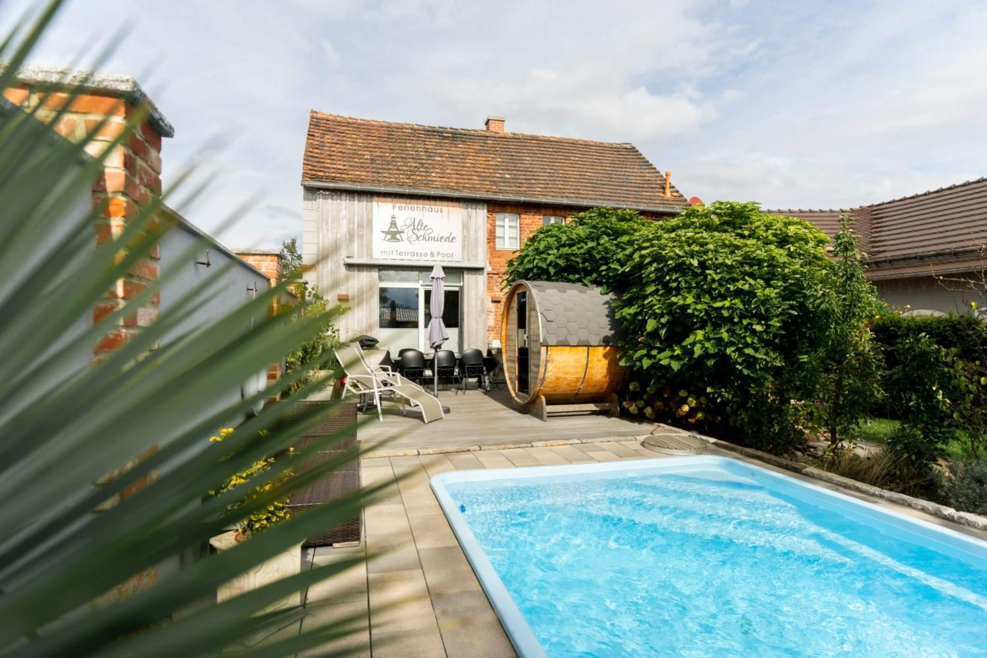 Alte Schmiede Mit Sauna, Pool Und Whirpool Im Aussenbereich Schoenstes Ferienhaus Der Lausitz Elsterheide Exteriör bild